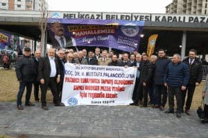 Başkan Palancıoğlu ilçeye kazandırdıkları pazar yerinde alışveriş yaptı