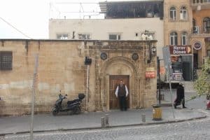 Mardinli esnaflar Pamuk Cami’sine minare talebinde bulundu