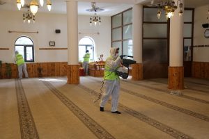 Talas’ın camilerinde Ramazan’a özel temizlik