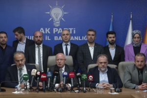 AK Parti Bursa açıklama yapıyor