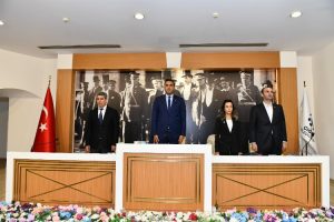 Çiğli Belediye Başkanı Yıldız’dan ilk mecliste uyum mesajı