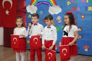 Çocuk kulüplerinde 23 Nisan coşkusu