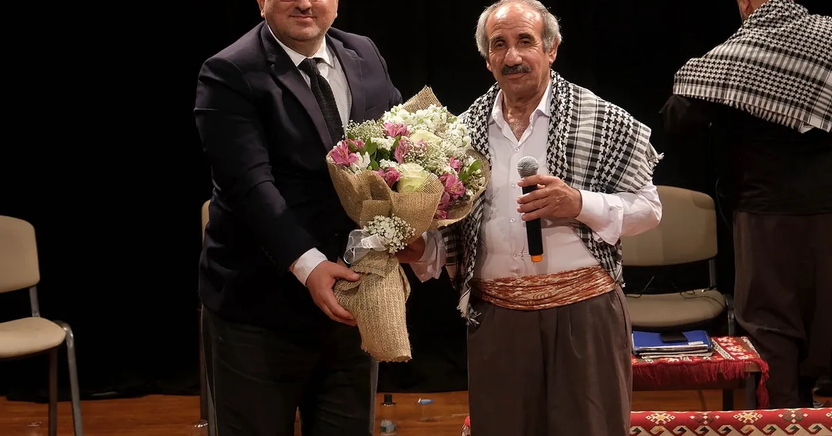 anadolunun-zengin-kulturu-ve-gelenegin-izleriyle-coskuya-donustu-YqHUApXb.webp