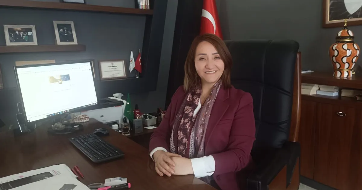 bilecik-pazaryeri-belediye-baskanindan-anneler-gunu-mesaji-PqZA6tqq.webp