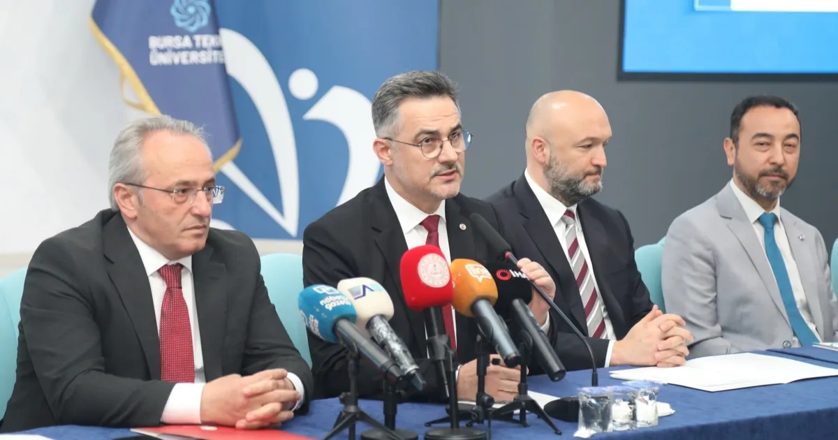 btuden-liselilere-iki-dev-proje-akademisyenler-okullarda-ogrenciler-universitede-wDsprxqr.webp