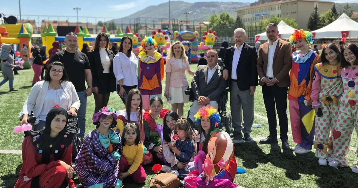 bursa-gemlikte-1-engelsiz-festivali-coskuyla-gerceklesti-YBrkBPkC.webp
