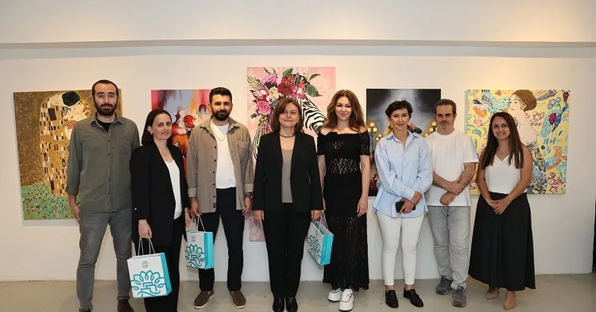 bursa-niluferde-yetiskinlerin-sergisi-izlenime-acildi-TSVQ7JTY.webp