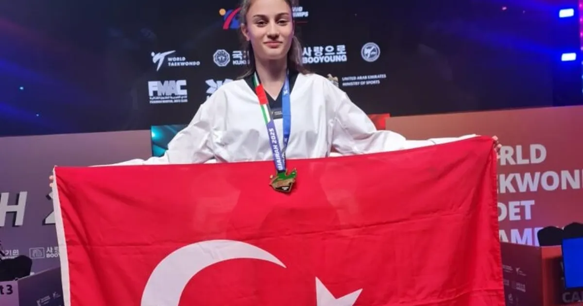 bursali-ogrenci-sena-yilmaz-dunya-sampiyonu-oldu-e3ZZxWGM.webp