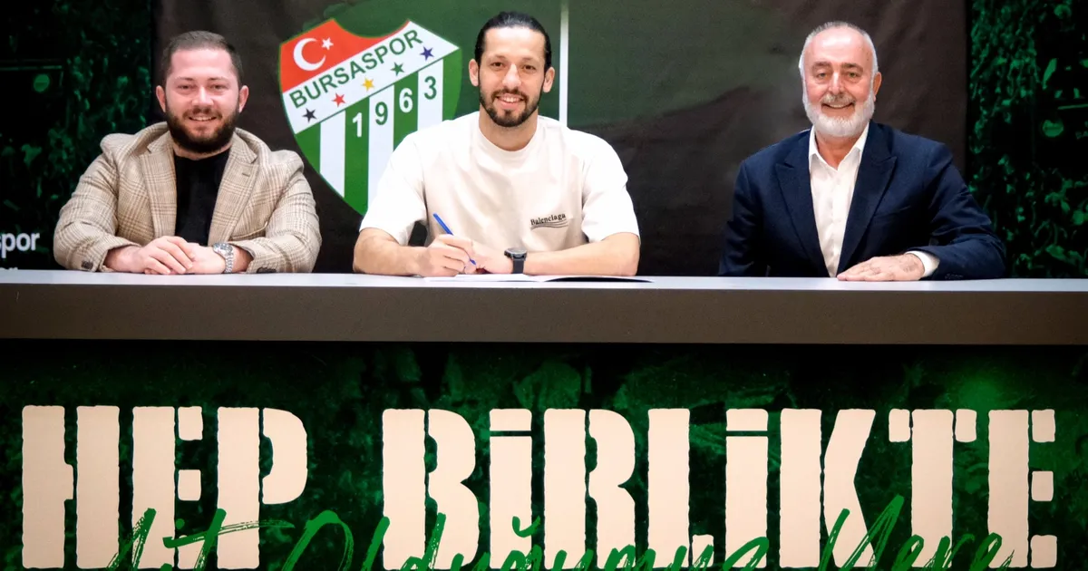 bursaspor-batuhan-yayikci-ile-sozlesme-imzaladi-e5A2tXRK.webp