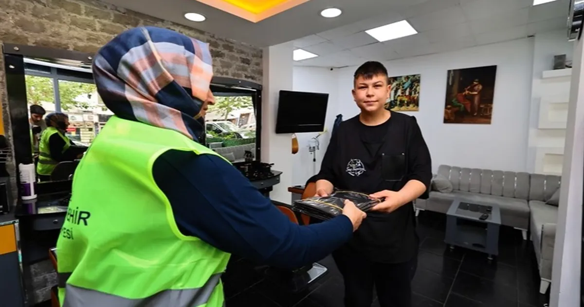 denizli-buyuksehir-berberlere-penuar-dagitimina-basladi-PhGWDycW.webp