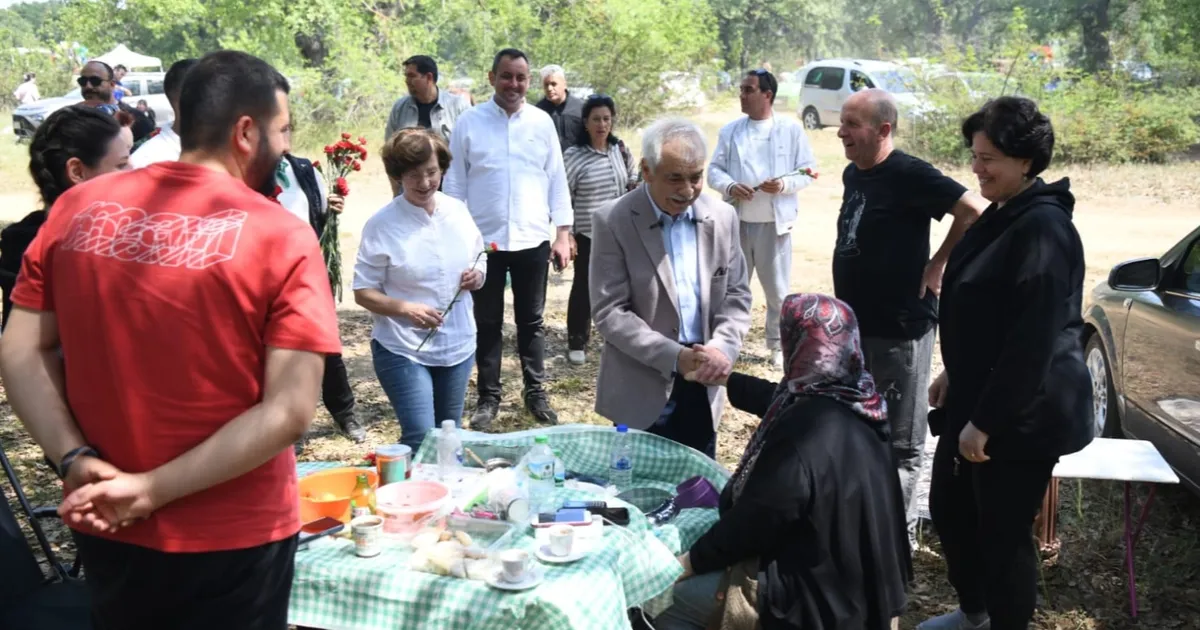 edirne-kesanda-dallik-senlikleri-coskusu-qLmMiOrm.webp