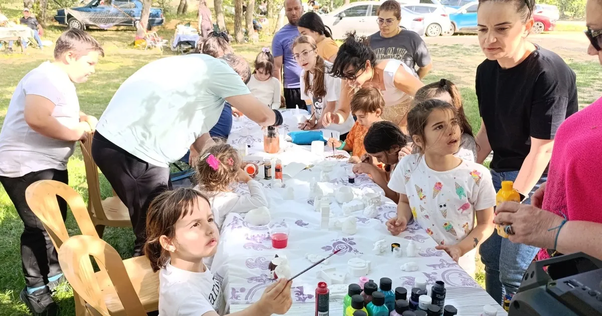 edirne-kesanda-sardos-dallik-piknigiyle-bahari-karsiladi-OXyzpzq4.webp