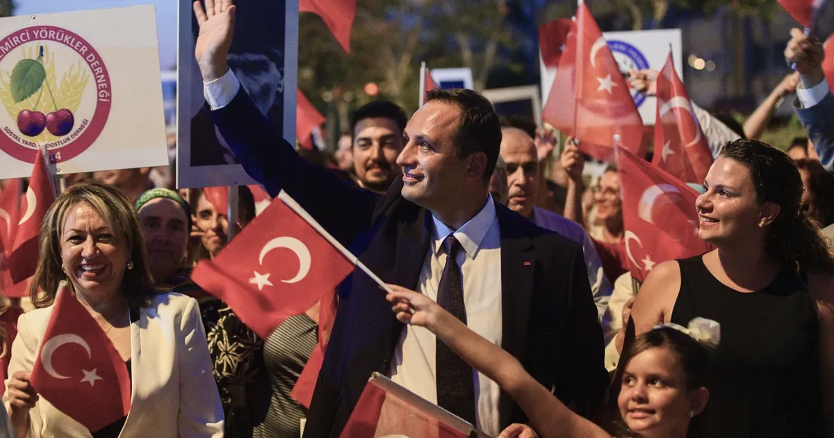 izmir-bornovada-19-mayis-coskusu-heyecani-ZPz1sZ2F.webp