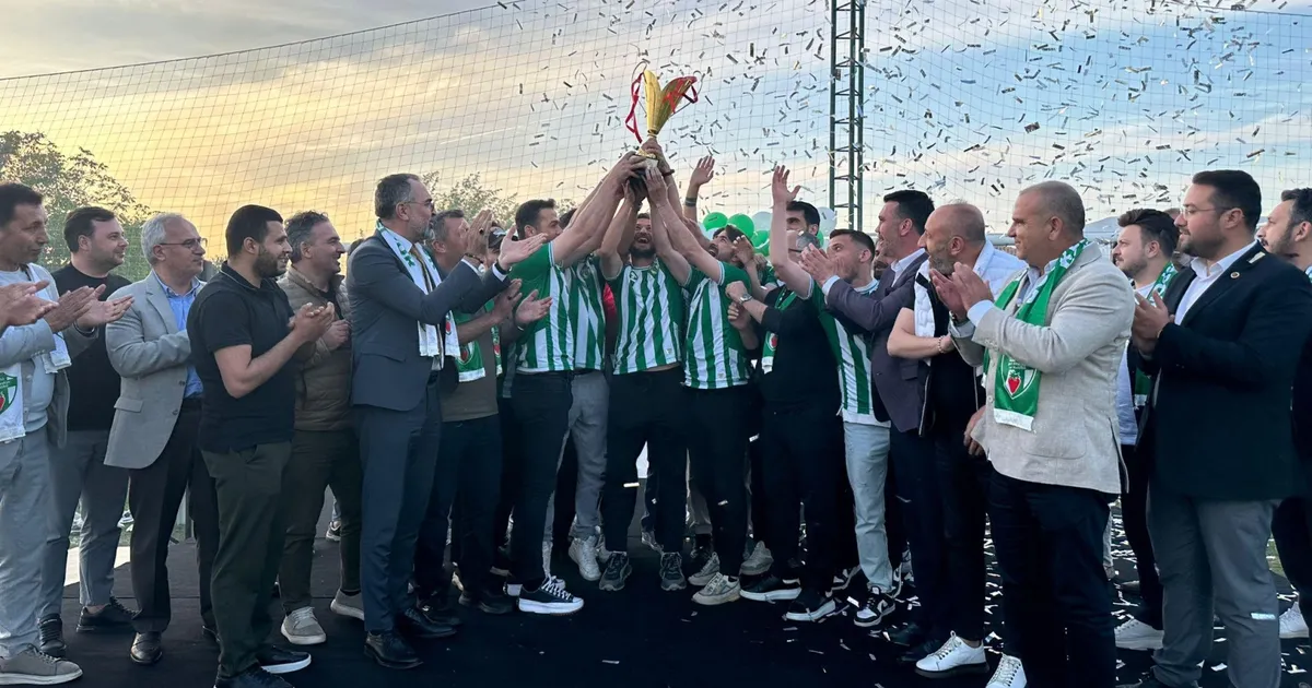 kestelde-birliktelik-sampiyonluk-getirdi-YiZG9G7q.webp