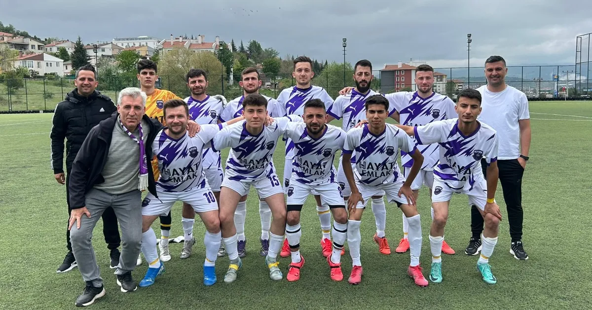 kinikspor-deplasmanda-sessizligini-bozdu-cuL1Gy3q.webp