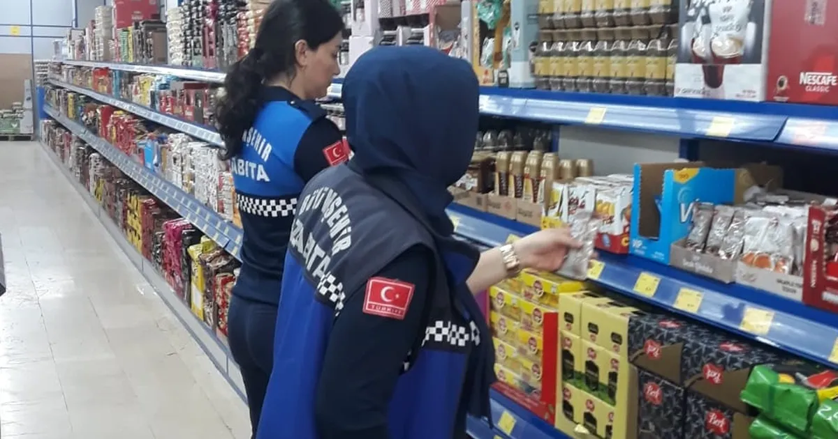 kocaeli-zabitasindan-market-denetimi-I9Yxncke.webp