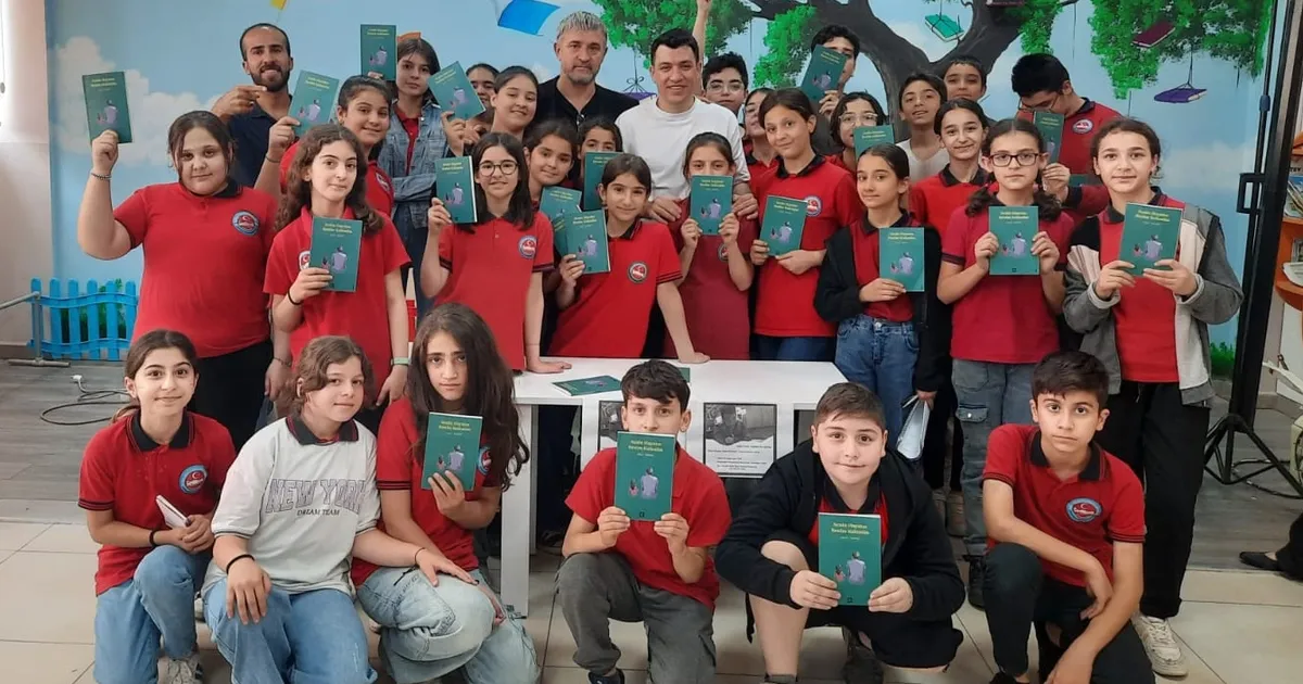 mardinde-yaman-yazar-ogrencilerle-bulustu-lXG6ira2.webp