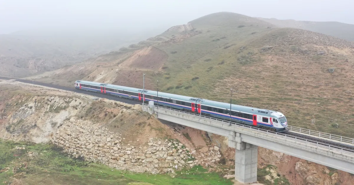 siirte-34-kilometrelik-yeni-demiryolu-bolgesel-kalkinmaya-demiryolu-hamlesi-t2Gq3JBS.webp