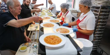 Bakırköy Kent Lokantası’nda Zeyrek için hayır yemeği